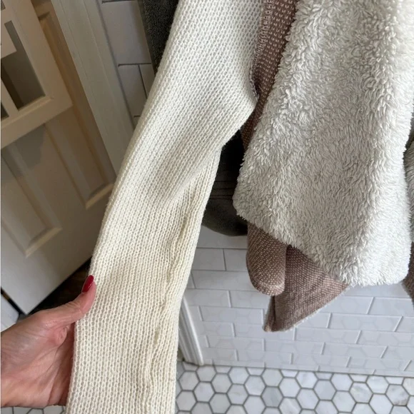 Anthropologie -Saturday Sunday-Cozy Cream/Tan Open-Front Sherpa Shawl/Cardigan - Picture 12 of 15